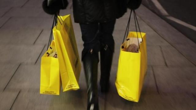 2014-10-29T055540Z_2_LYNXMPEA9S03M_RTROPTP_3_BRITAIN_original